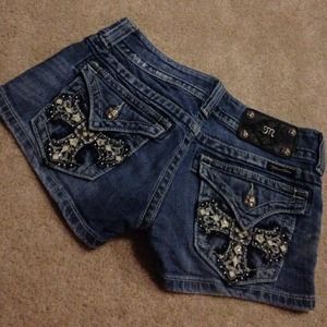 REDUCED! NEVER WORN ❤️ Miss Me Shorts size 25