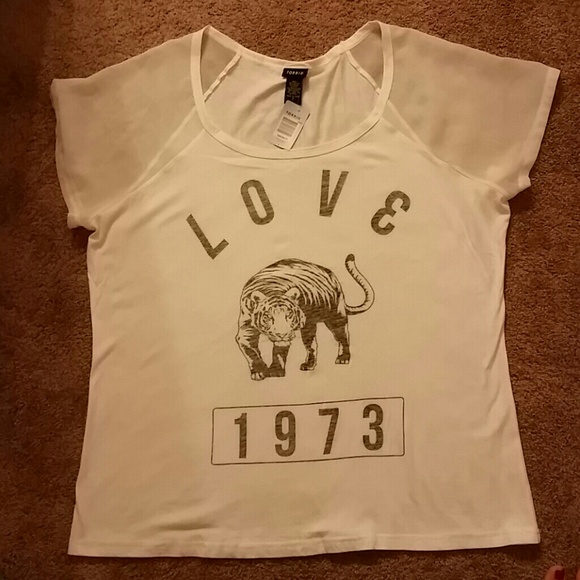 White love with black tiger too