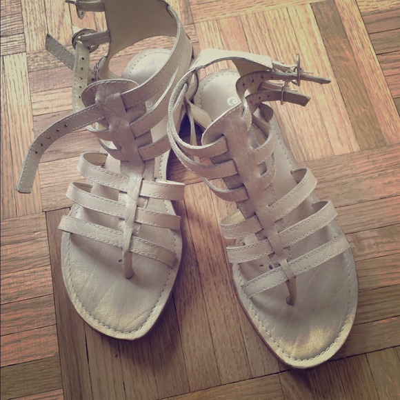 Leather sandle! In trend for this spring!