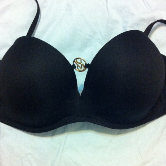 NWOT Victoria secret bombshell bikini top🌴