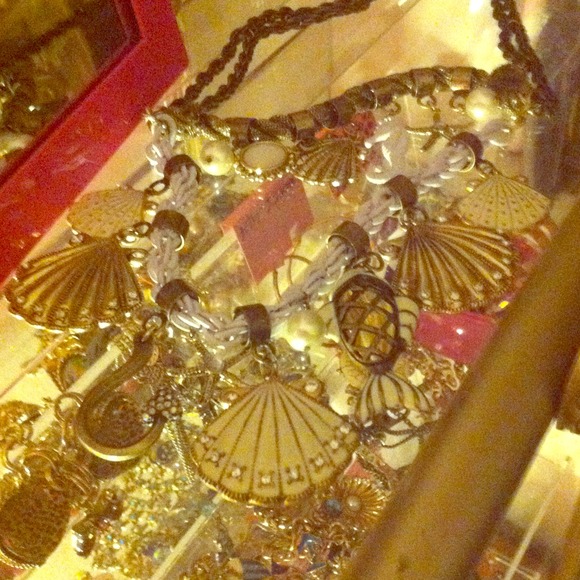 Vintage betsey gold nautical necklace HOLD
