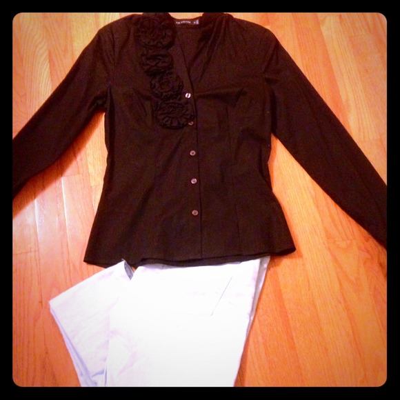 Black button down w/ flower appliqué - size XS
