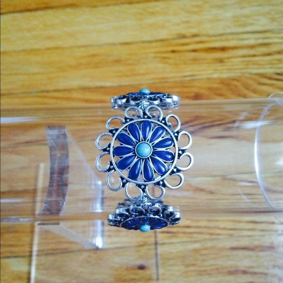 Lucky brand bracelet
