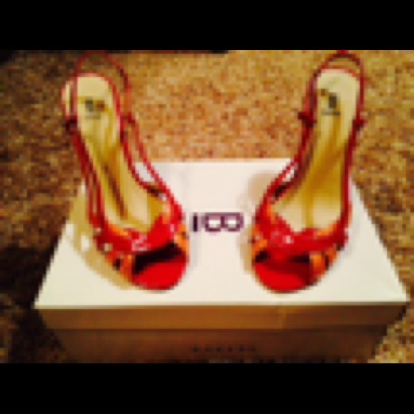 Bakers coral and red shoe size 6 - Picture 1 of 2