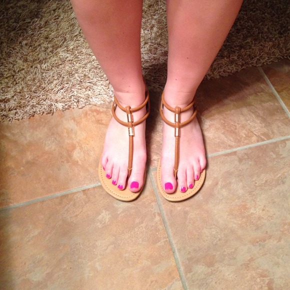 Steve Madden Boho tan flats - Picture 4 of 4