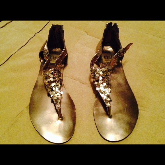 Dolce Vita brand sequin flats that zip up the back - Picture 1 of 2