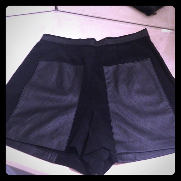 BCBG Other - BCBG BLACK LEATHER SHORTS