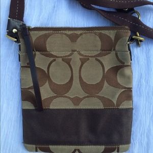 Signature Coach Crossbody