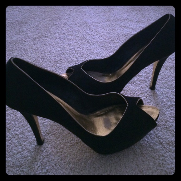 Zara Shoes - ZARA HIGH HEEL BLACK SATIN & GOLD SHOES