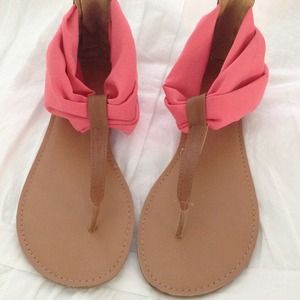 Coral/pink sandals