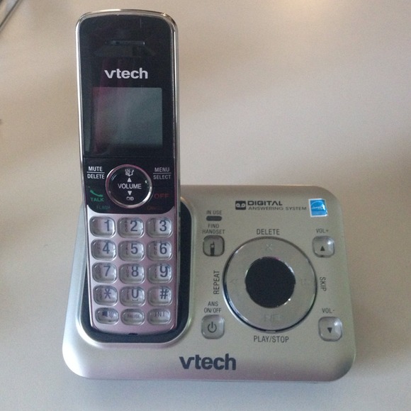 V-tech house phones(digital answering system) - Picture 2 of 4