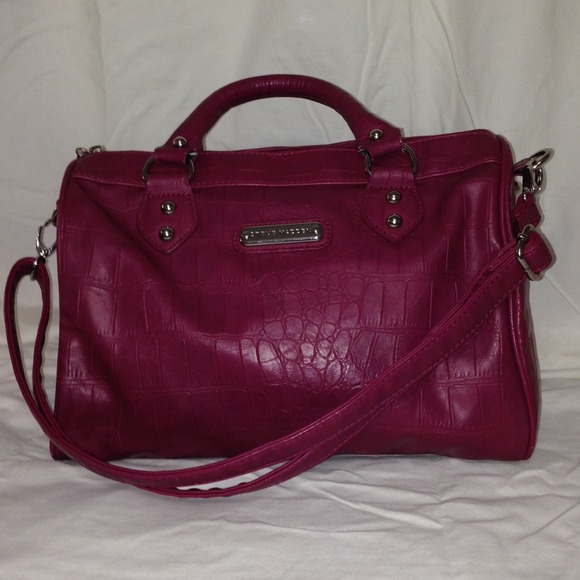 Steve Madden Handbags - Steve Madden purse