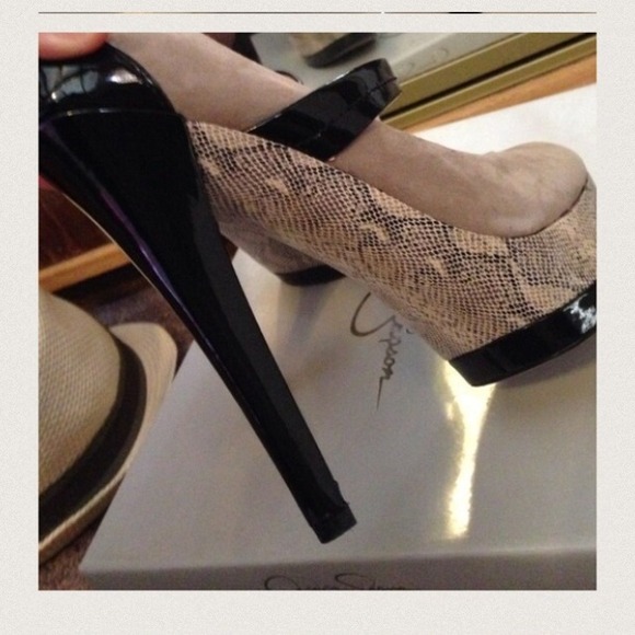 Jessica Simpson shoes