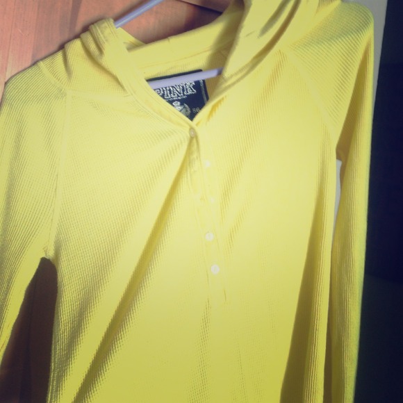 Victoria's Secret Tops - Victoria's Secret PINK Top