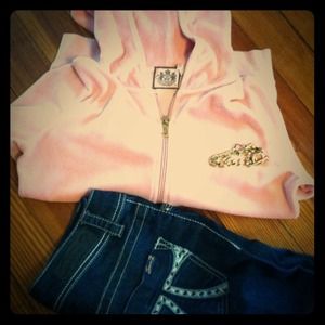 Juicy couture velour zip up! 🎀