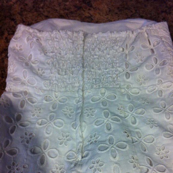 Floral White Dress - Picture 3 of 3