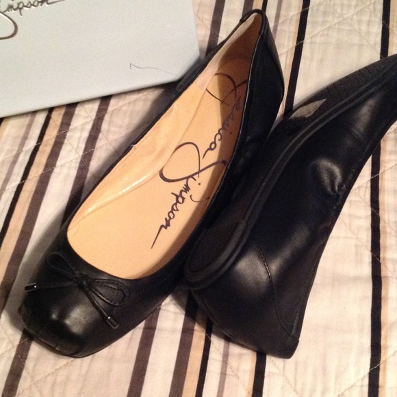 Ballerina flats size women's 11 (more like size 10
