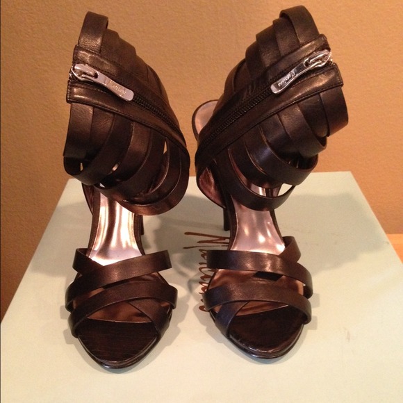 Marciano heels