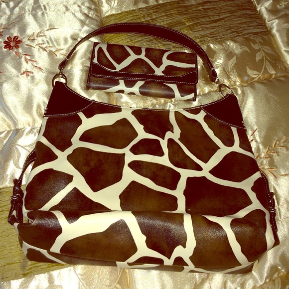 Zebra print purse & matching wallet. $$ FIRM - Picture 1 of 5