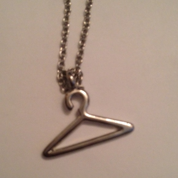 Hangar necklace