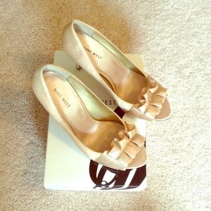 9 West Gold heels