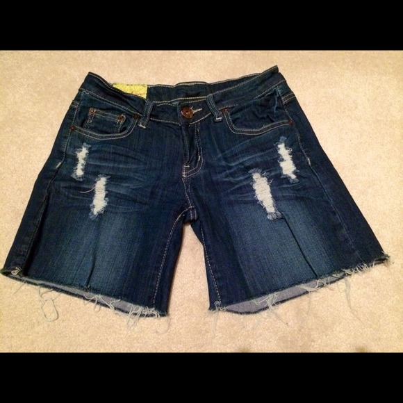 Distressed short!
