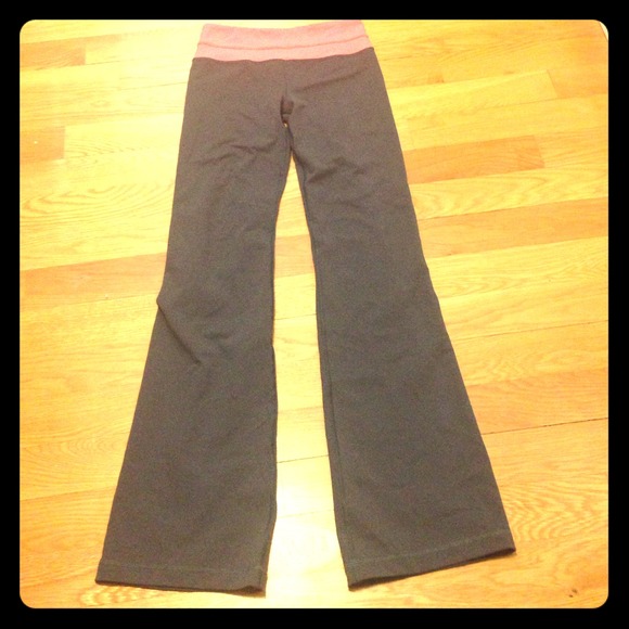 lululemon athletica Pants - Lululemon grey w/ color band groove pants. Size 4