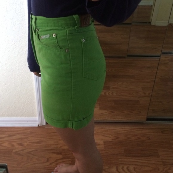 $15 TODAY! Bright green high waisted shorts! - Picture 2 of 3