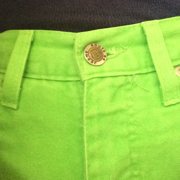 $15 TODAY! Bright green high waisted shorts! - Picture 3 of 3