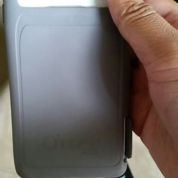 Android Otter box and phone clip - Picture 3 of 3