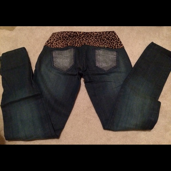 Waist Cheetah Print skinny jeans! - Picture 3 of 4