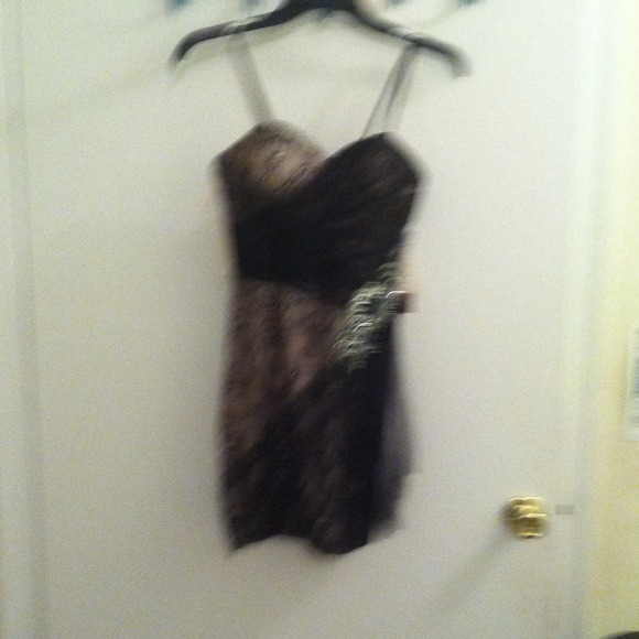 Dave and Johnny  formal or dressy dress  size 0.
