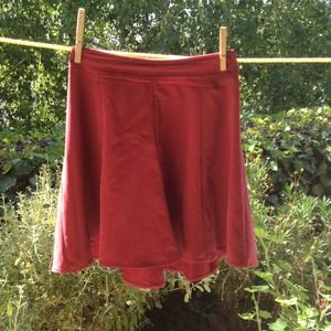 Brandy Melville Glenna Skirt