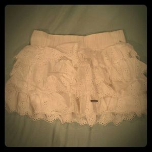 Cute white ruffle skirt