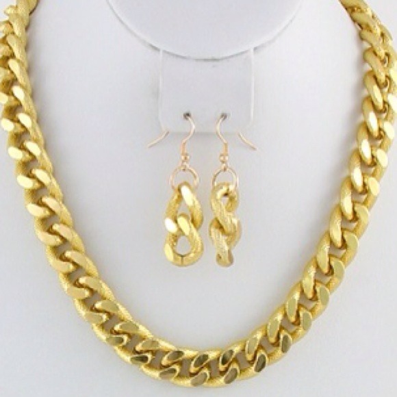 SOLD OUT! Chain Set