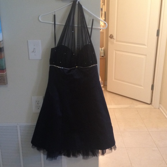 Black prom dress