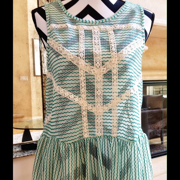 💃HOST PICK x 5! Free People emerald top - Picture 2 of 3