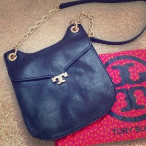 💸MOVING SALE💸 Black Tory Burch Megan Swingpack