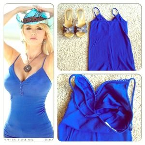 ❌Bundled❌M/L electric blue cami