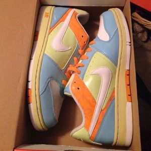 Womens Vintage Nikes