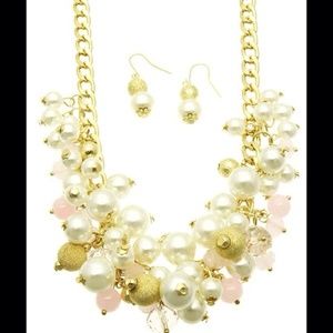 Pink and Gold Colored Pearl Statement Necklace Set
