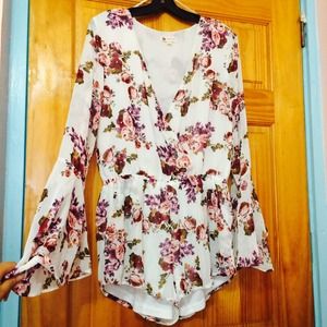 ❌SOLD❌Floral romper