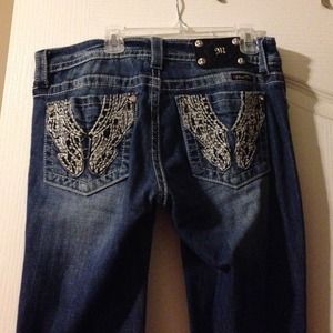 Size 29 miss me jeans. Straight leg. Super soft.