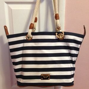 🎉HOST PICK🎉 Michael Kors handbag