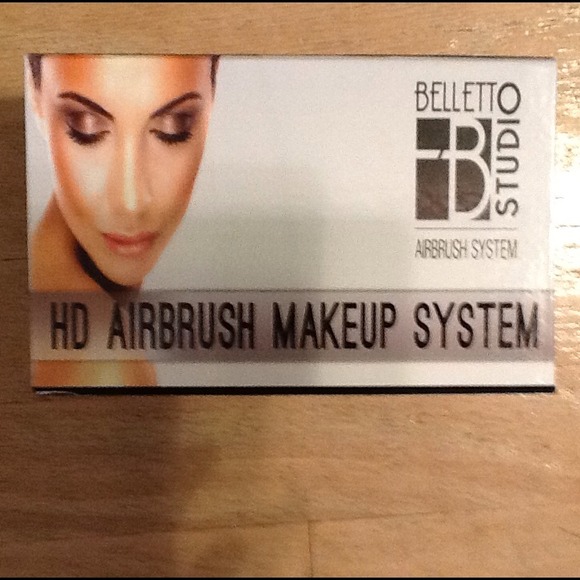 Belletto Labs HD Airbrush Makeup System