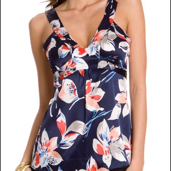 Guess copa tie-back top