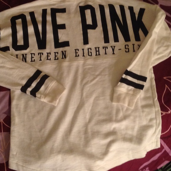 BUNDLED: PINK varsity crew and campus pants 💗
