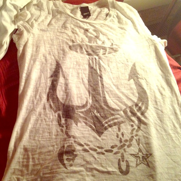 Obey shirt