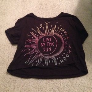 Live by the sun crop top