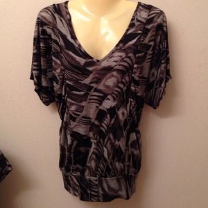 AB studios v neck top